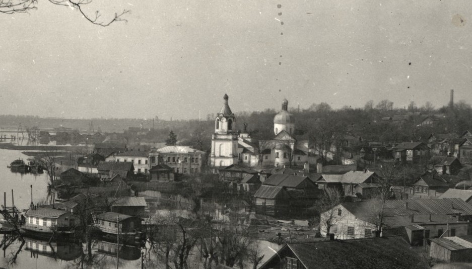 2. Успенская церковь.jpg