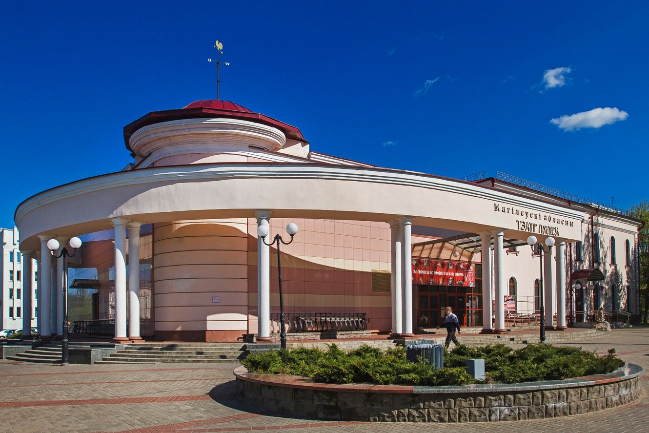 17. Театр кукол.jpg