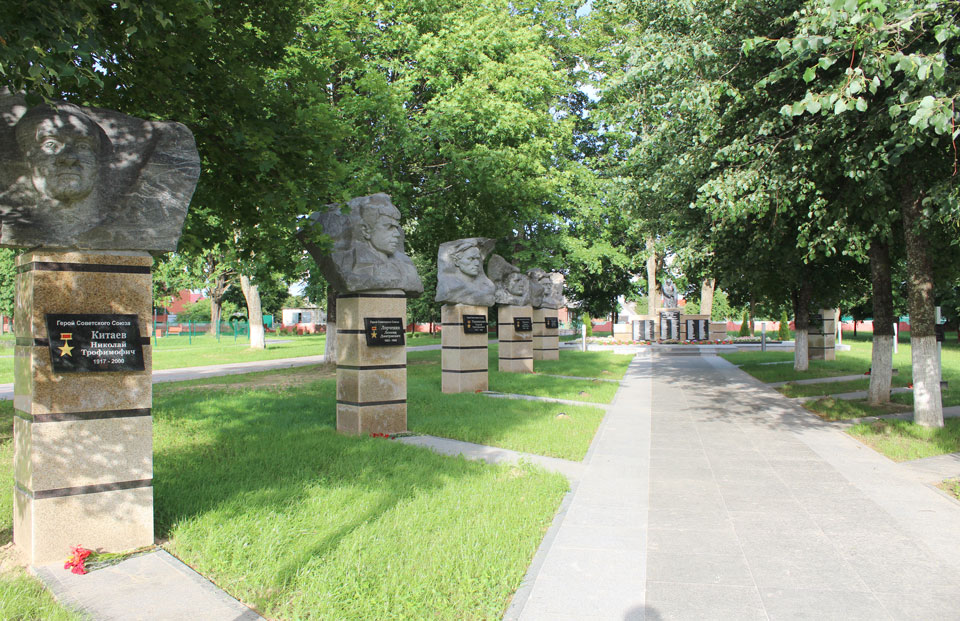 3. Парк Липовая роща в Белыничах.jpg