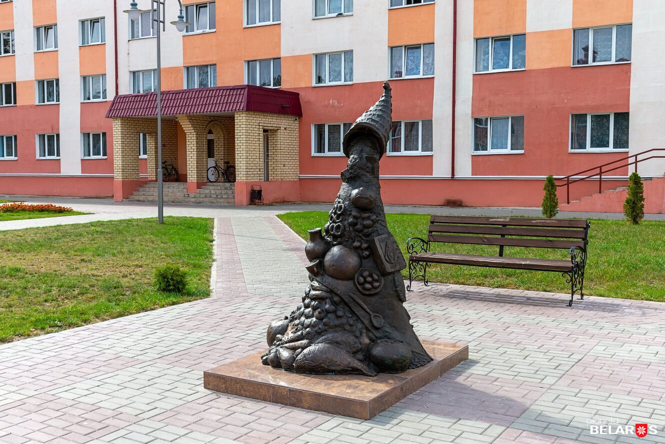 4. Из рога всего много.jpg