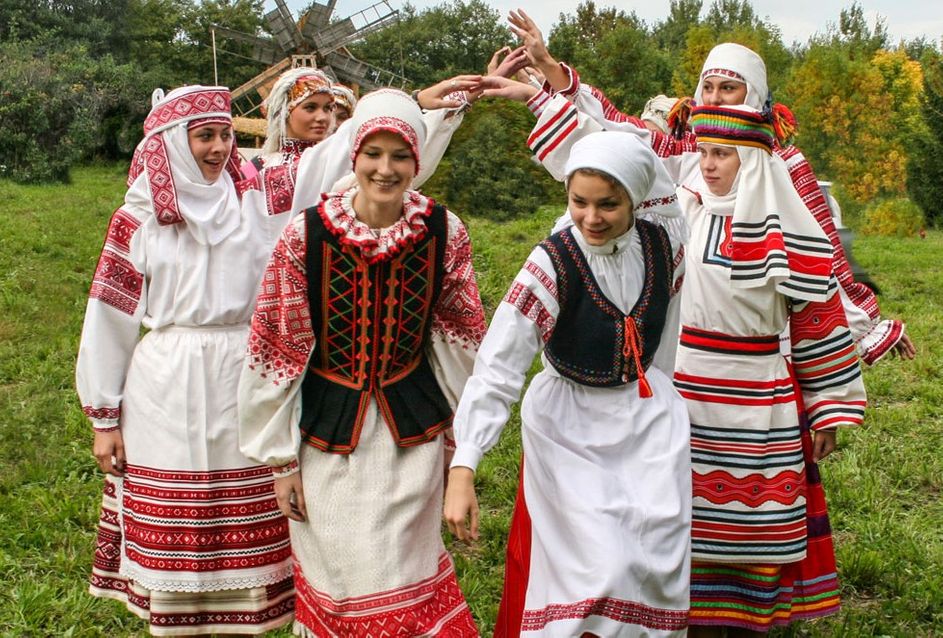 1. День белорусской вышиванки.jpg